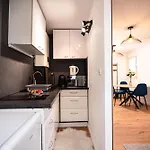 Moderne T2 Centre Sauna Wifi Office Netflix